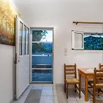 Comfort Double Or Twin Or Semi-basement 3* Páros