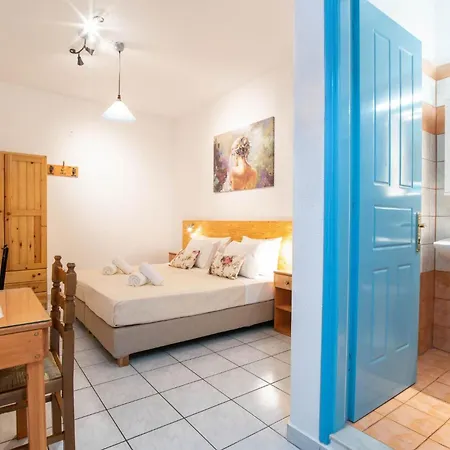Comfort Double Or Twin Or Semi-basement Vendégház 3*