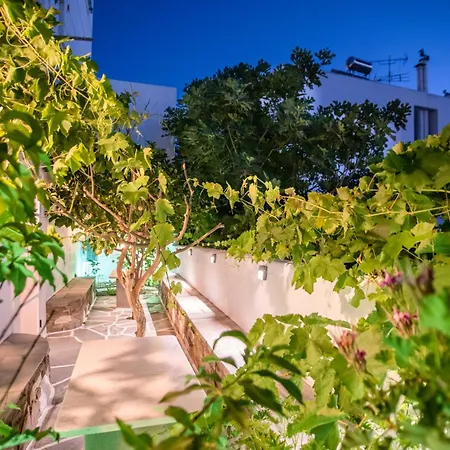 Gæstehus Comfort Double Or Twin Or Semi-basement *