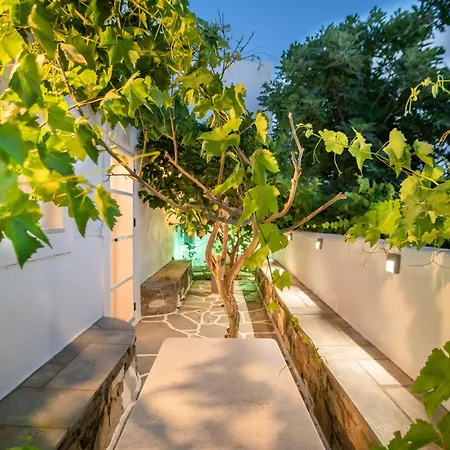 Pensión Comfort Double Or Twin Or Semi-basement